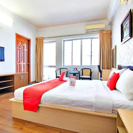 S79 Quynh Giang Airport Hotel